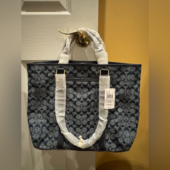 Coach Hudson Double Handle Tote in Signature Chambray Denim Blue New with Tags - Picture 2 of 9